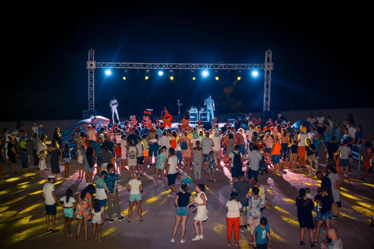 Titanic Palace Families And Couples Only 후르가다 외부 사진 The 2019 edition of the festival